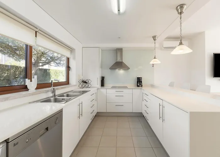 Charming Obidos By Lovelystay Vila